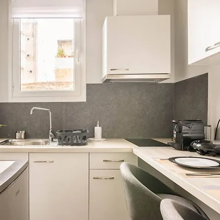 Stylish And Near Acropolis - Avdi Square