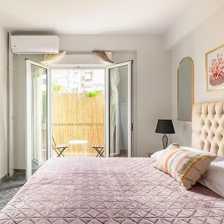 Stylish And Near Acropolis - Avdi Square Apartment Athens