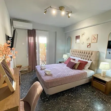 Stylish And Near Acropolis - Avdi Square * Athens